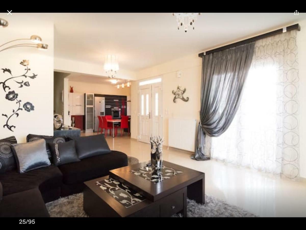 Artisti Elena Apartment Paralía Екстериор снимка