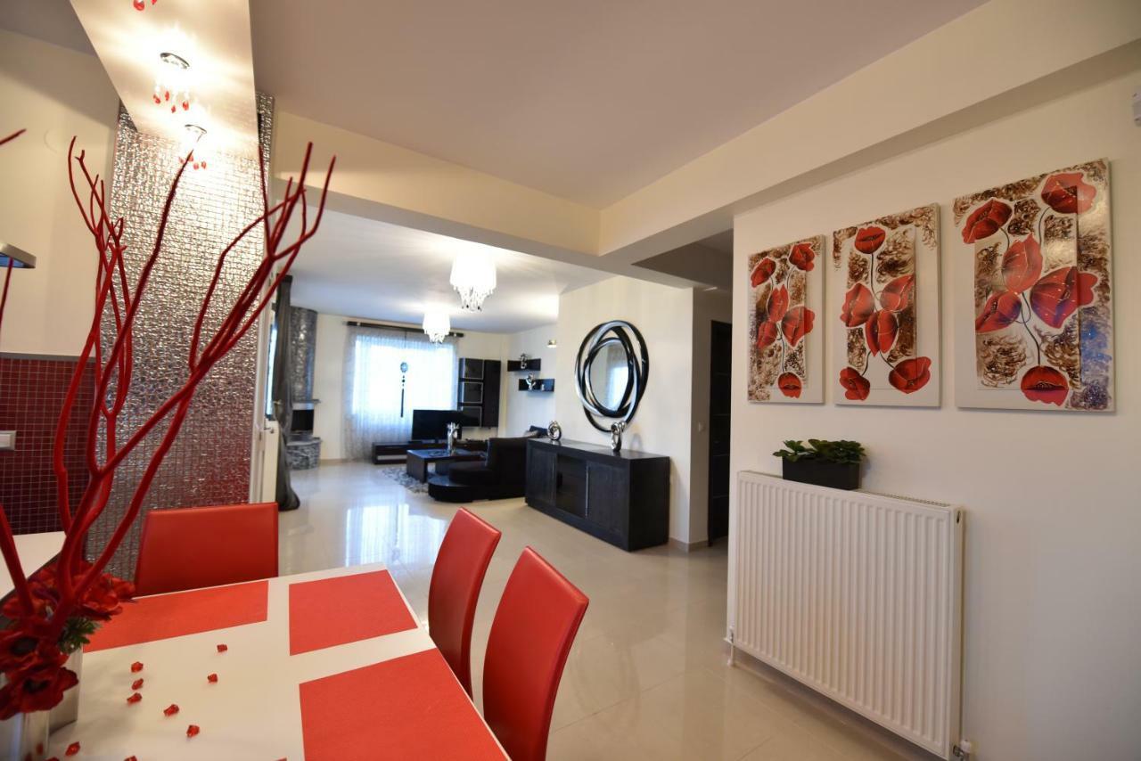 Artisti Elena Apartment Paralía Екстериор снимка